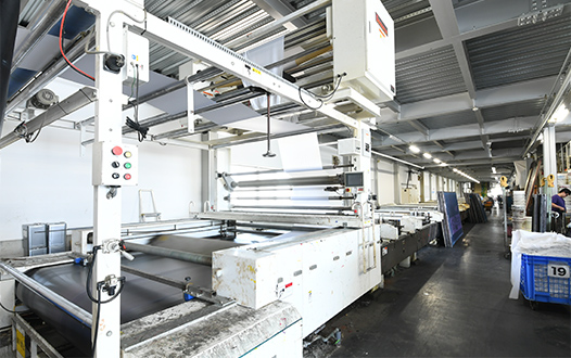 オートスクリーン捺染機のイメージ